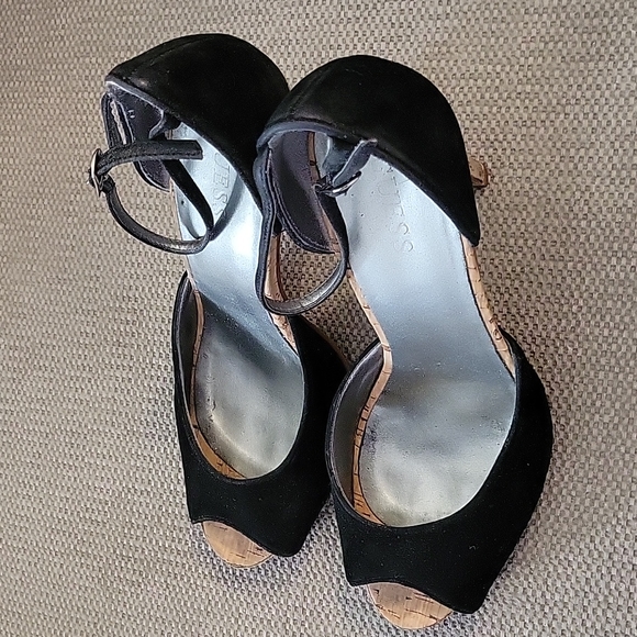 GUESS OPEN TOED HIGH HEELS - Picture 2 of 16